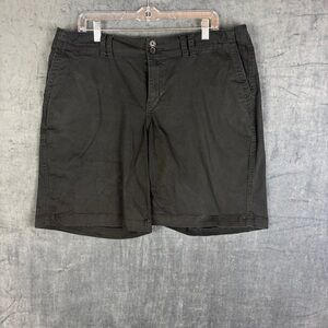 Maurices Women’s 18 Black Bermuda Shorts Knee-Length Cotton Blend